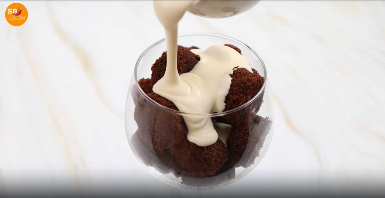 Brownie au chocolat et à la crème fouettée - Étape 10