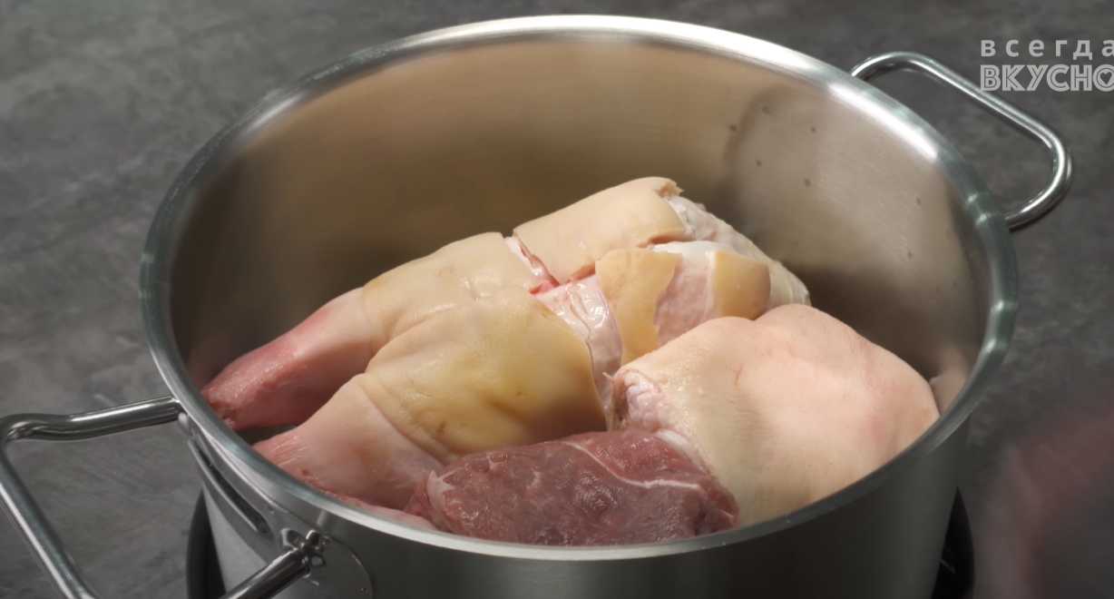 Viande classique en gelée - Étape 1