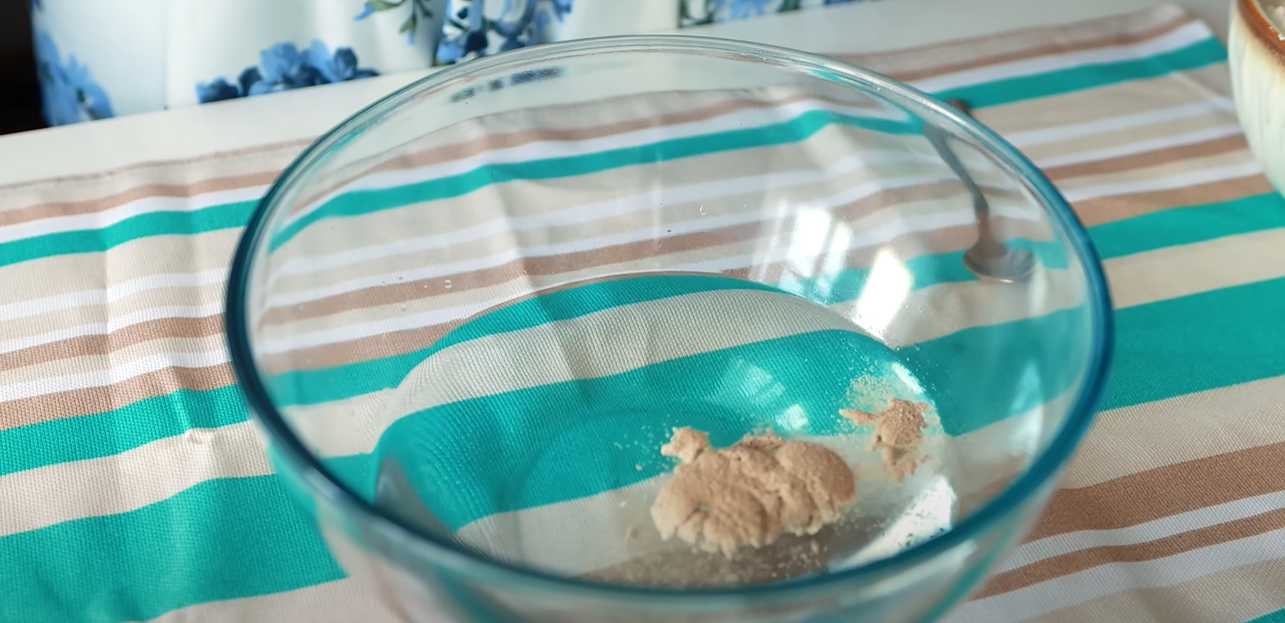 Pain blanc simple au four - Étape 1