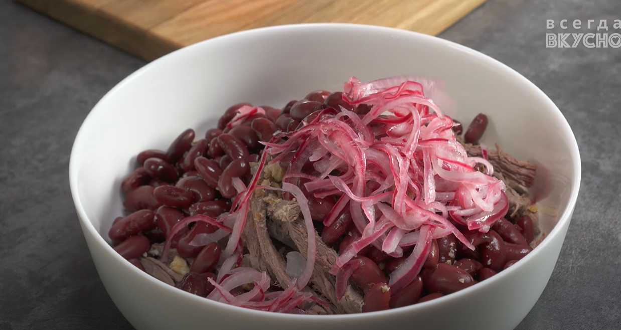 Salade de bœuf classique de Tbilissi - Étape 14