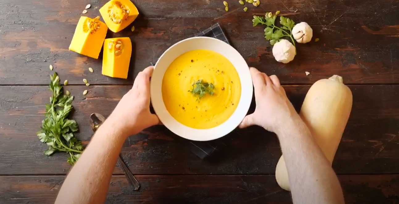 Soupe crémeuse au potiron et au lait de coco - Étape 8