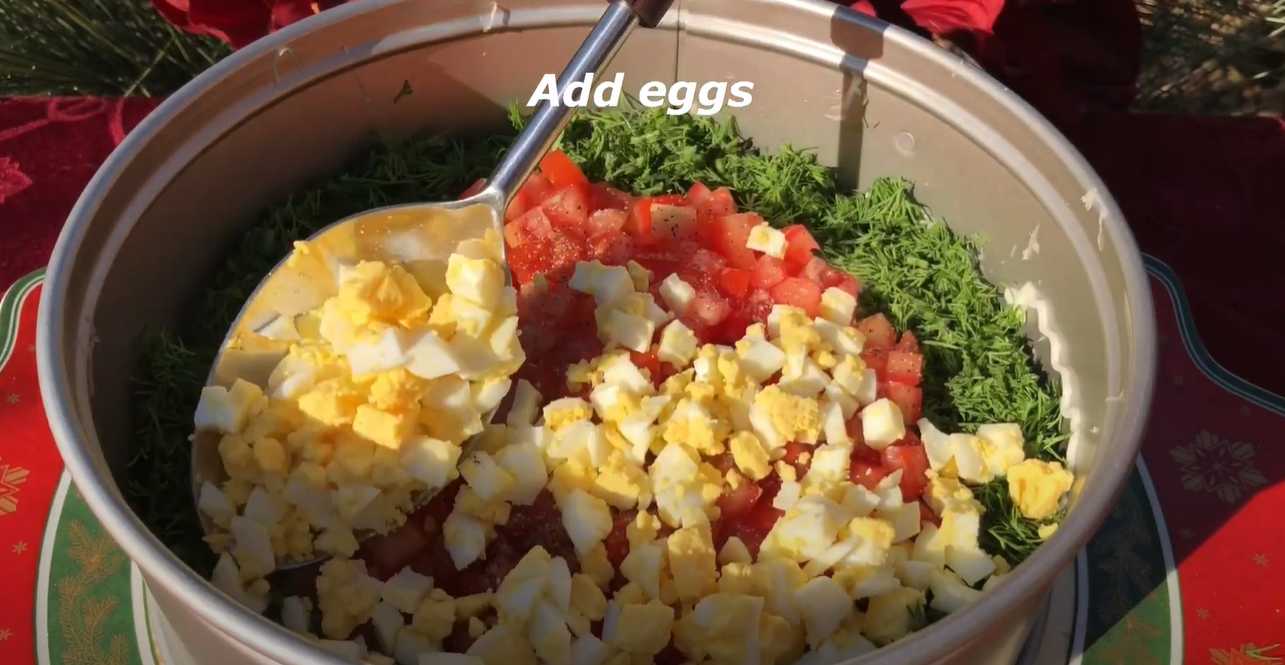 Salade du Nouvel An au poulet et aux fruits - Étape 12