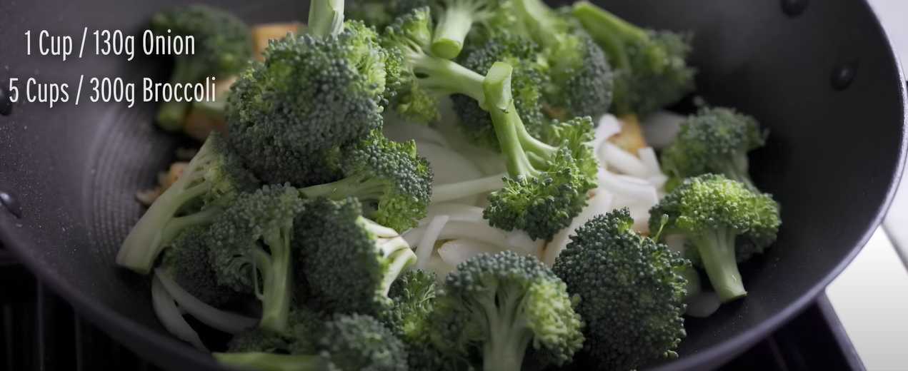 Dîner végétalien au tofu et au brocoli - Étape 6