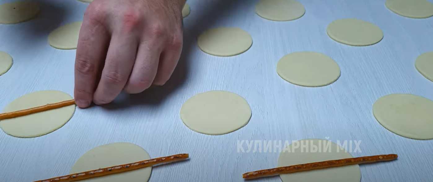 Triangles de poulet sur pailles croustillantes - Étape 7