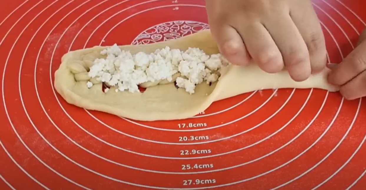 Couronnes de fromage blanc tressées - Étape 9