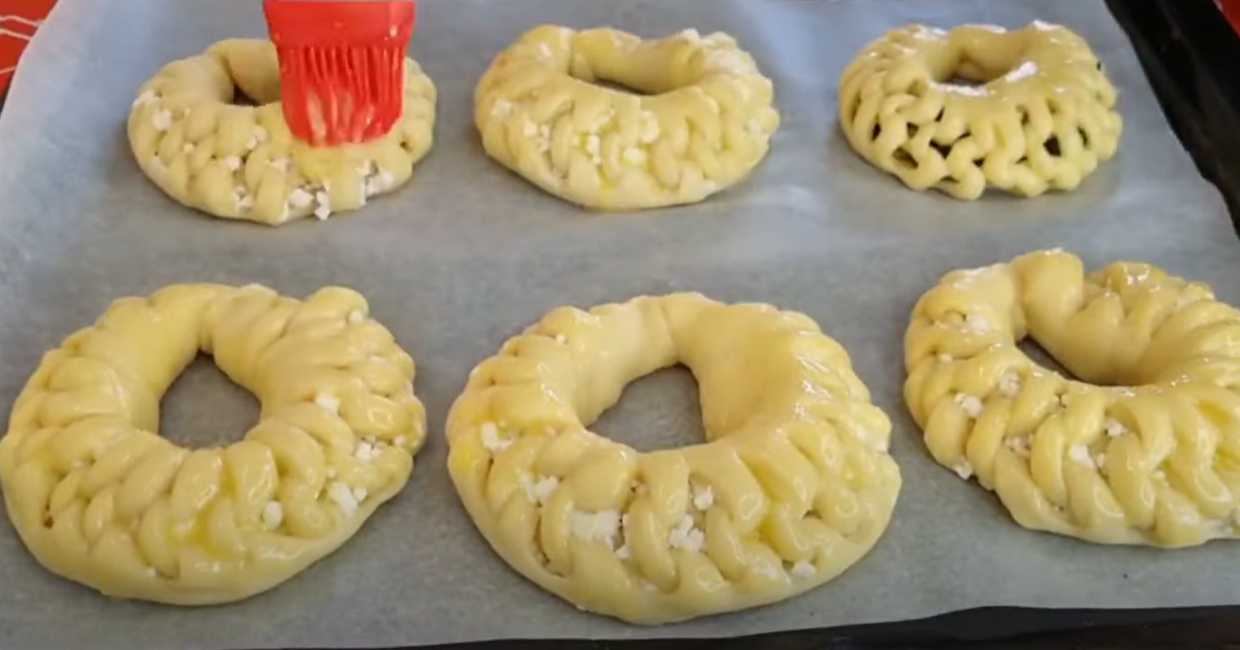 Couronnes de fromage blanc tressées - Étape 11