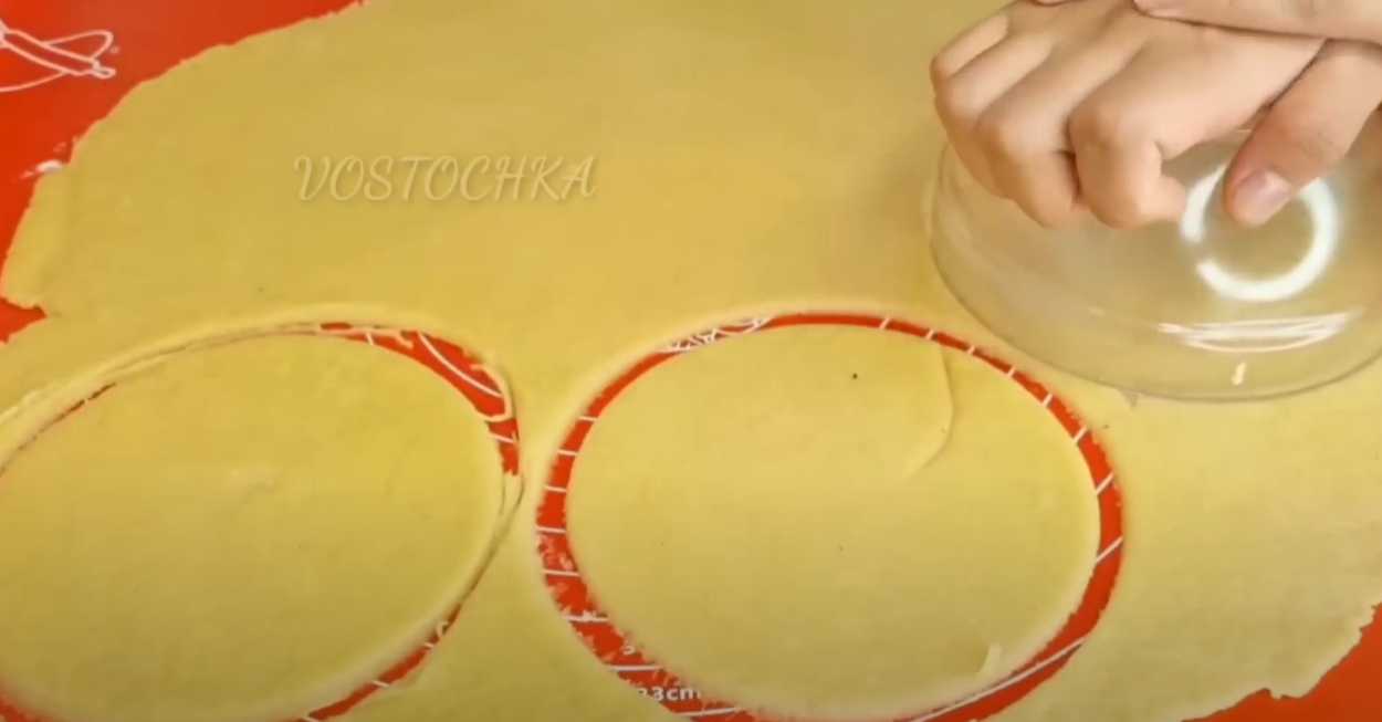 Tartes tressées aux pommes et aux noix - Étape 9