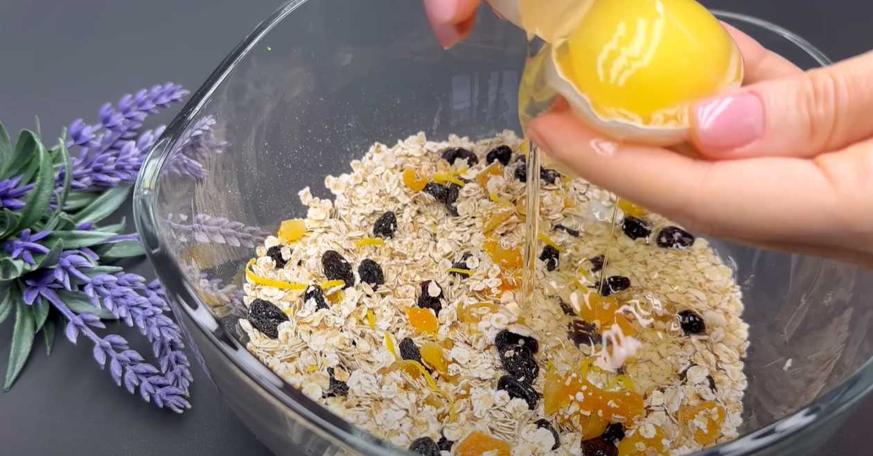 Biscuits croustillants à l'avoine cuits à la poêle sans farine ni sucre - Étape 5