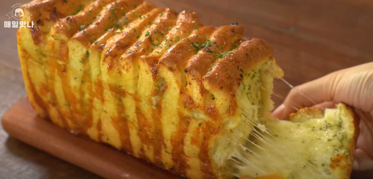 Pain à l'ail et au fromage - Étape 17