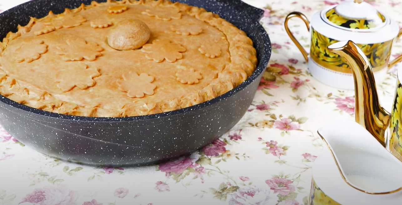 Tarte tatare à la viande et aux pommes de terre Zur Belish - Étape 16