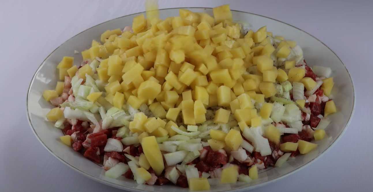 Tarte tatare à la viande et aux pommes de terre Zur Belish - Étape 3