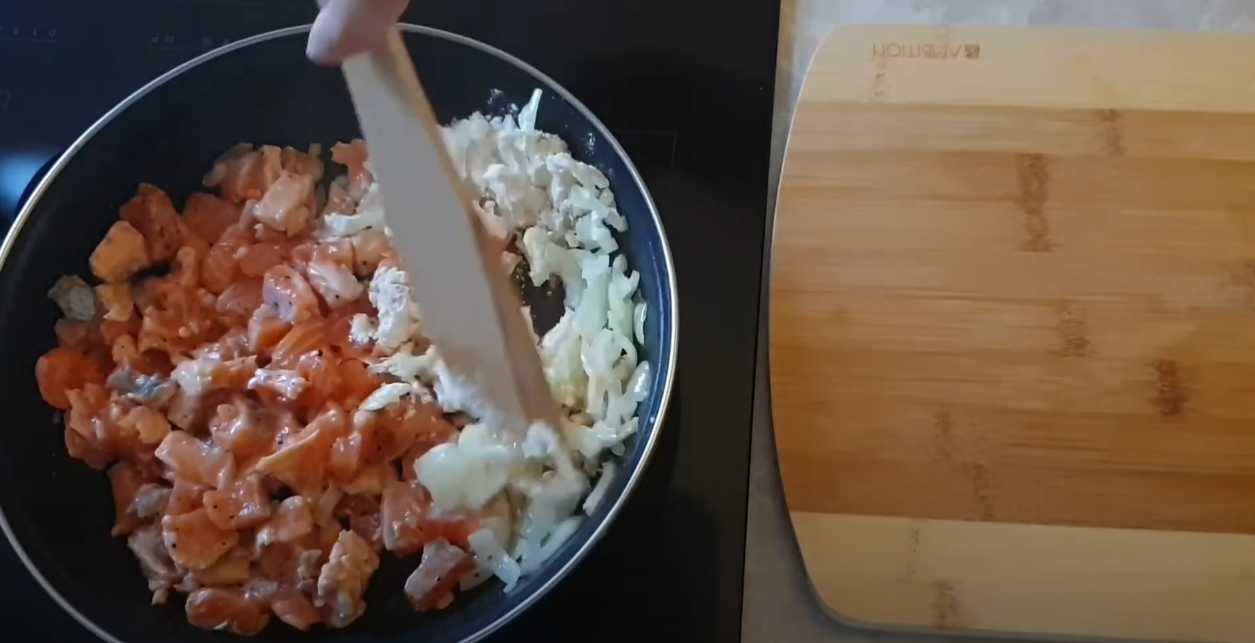 Pâtes au saumon dans une sauce crémeuse - Étape 9