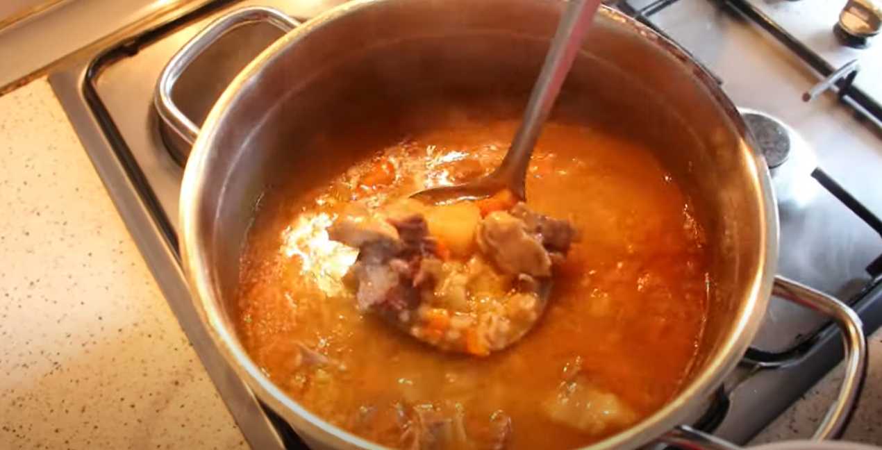 Soupe classique à la viande et à l'orge - Étape 11