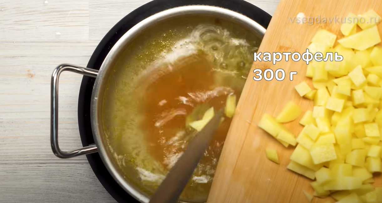 Soupe classique au poulet et aux nouilles - Étape 8