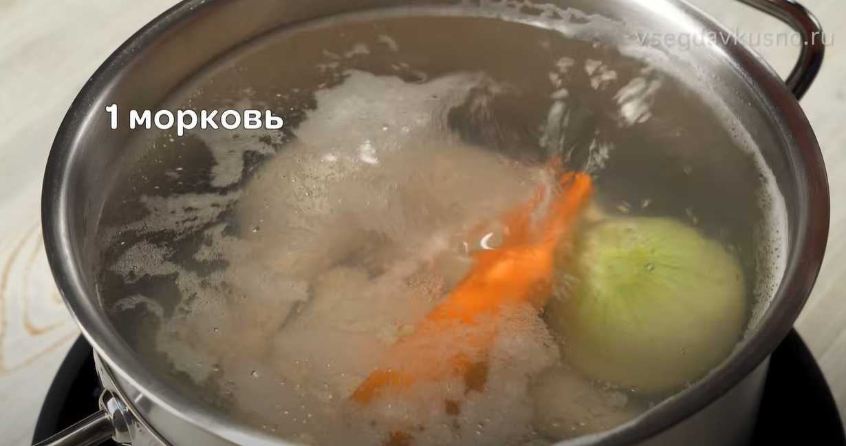 Soupe classique au poulet et aux nouilles - Étape 4