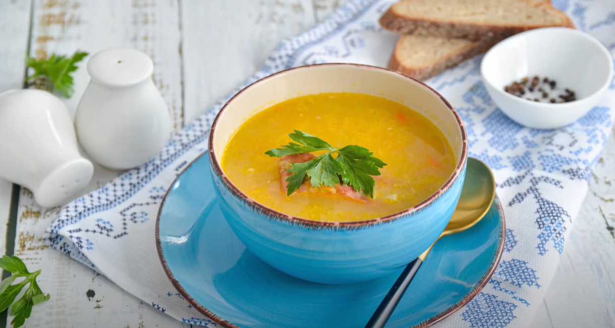 Soupe classique aux pois cassés et aux côtes fumées - Étape 13