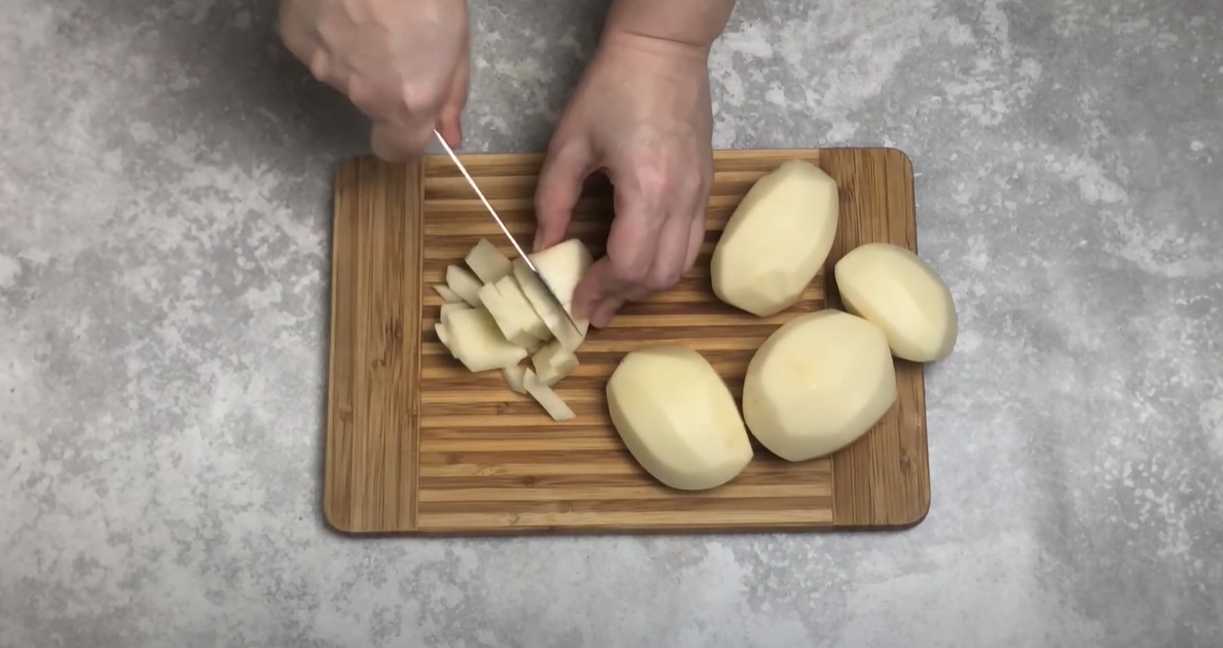 Soupe classique aux pois cassés et aux côtes fumées - Étape 3