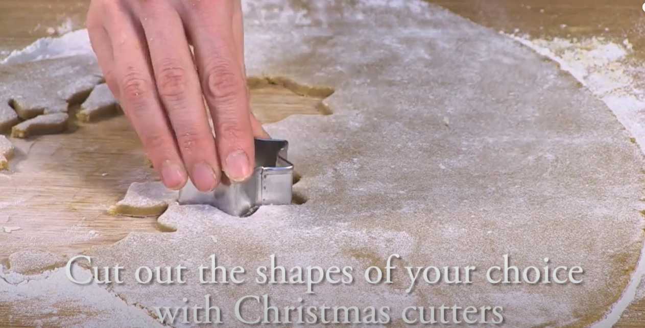 Étoiles de Noël en pain d'épice - Étape 4