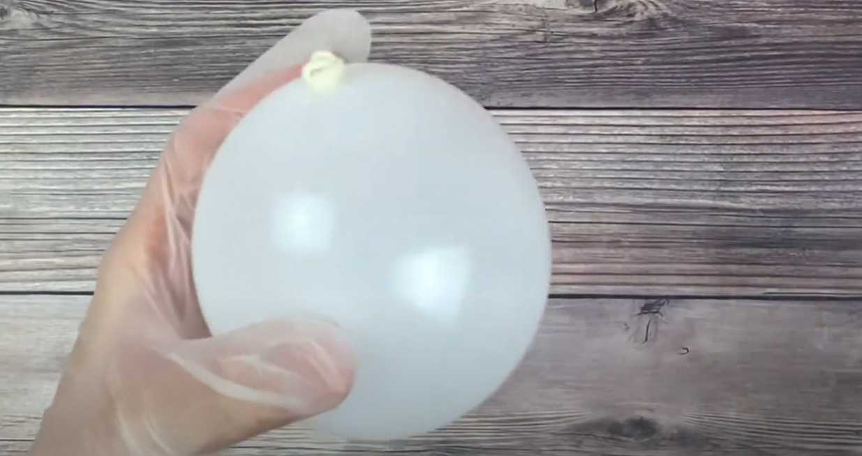 Cupcakes de Noël en forme de ballons - Étape 1