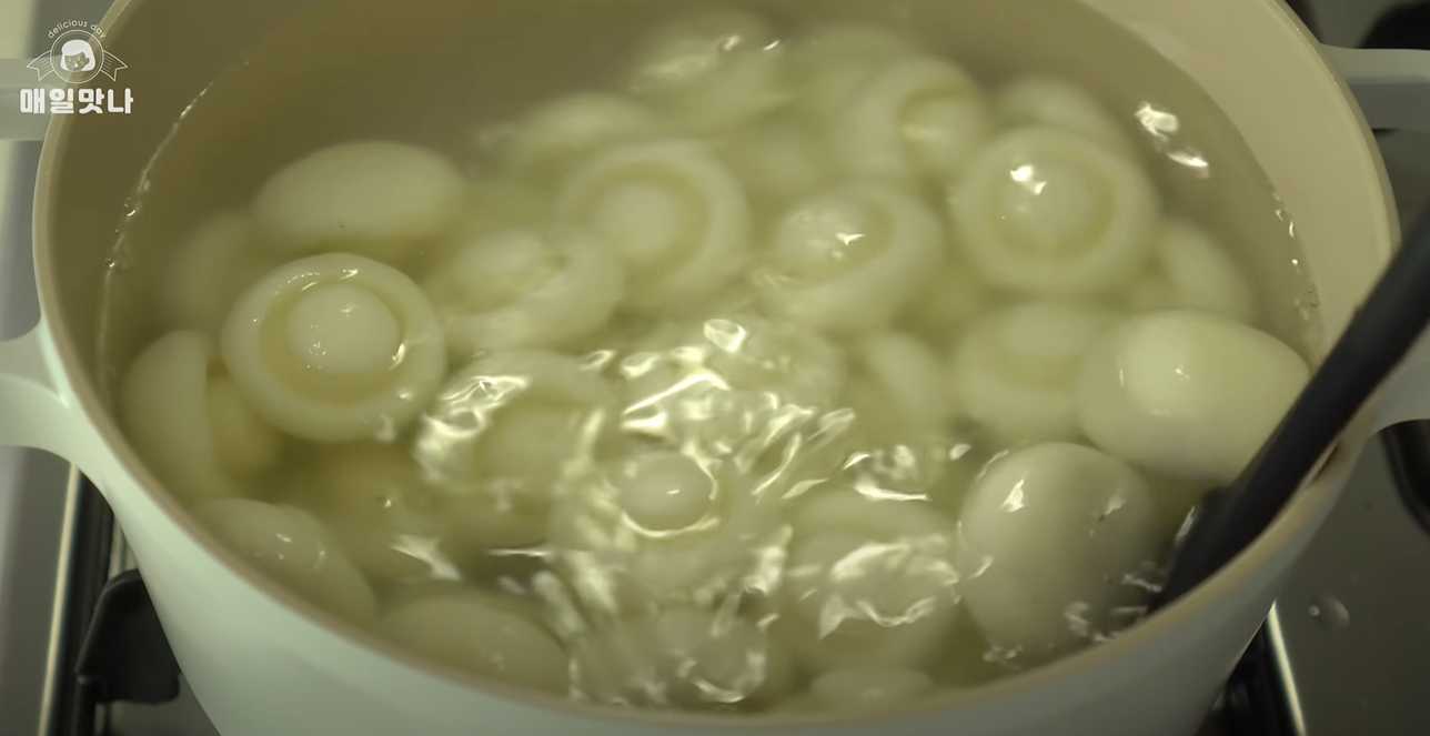 Champignons et pommes de terre à la sauce à l'ail - Étape 6