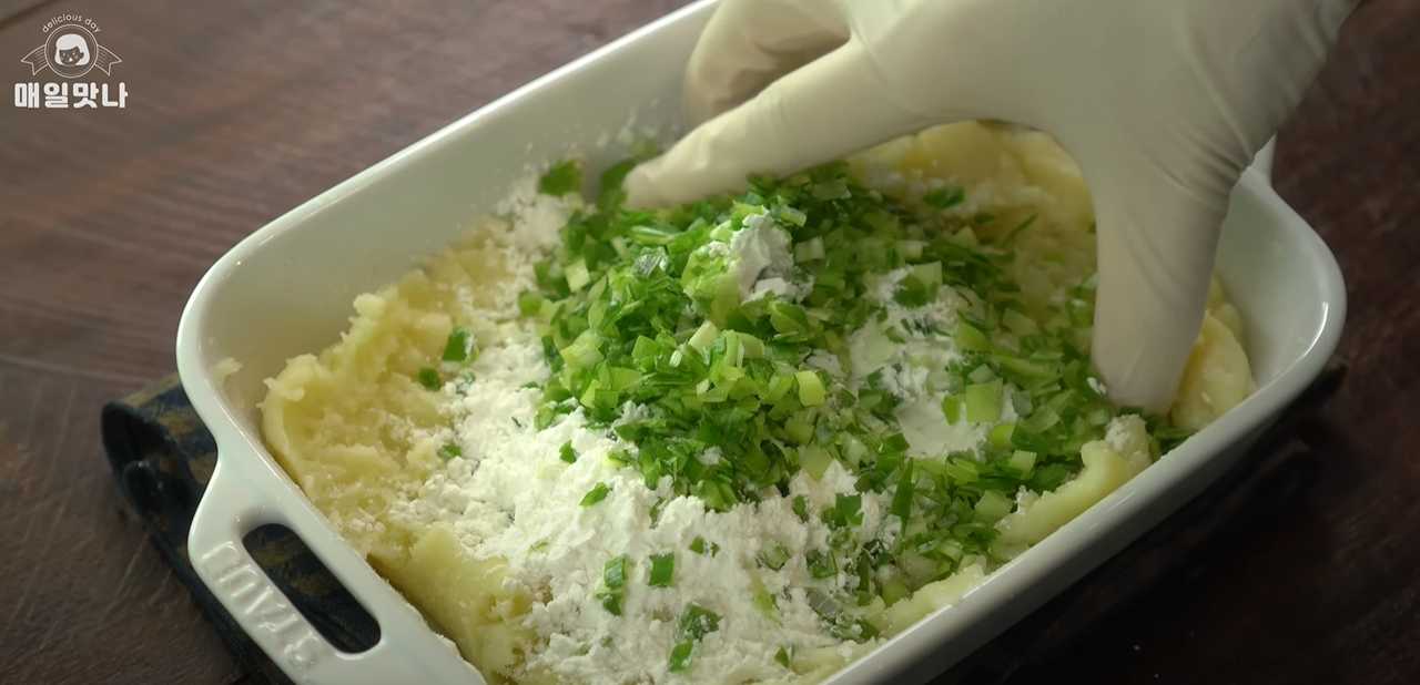 Rondelles de pommes de terre croustillantes à l'ail - Étape 11