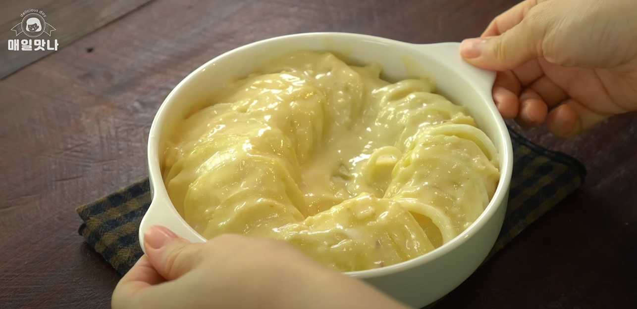 Pommes de terre au four en sauce crémeuse - Étape 10