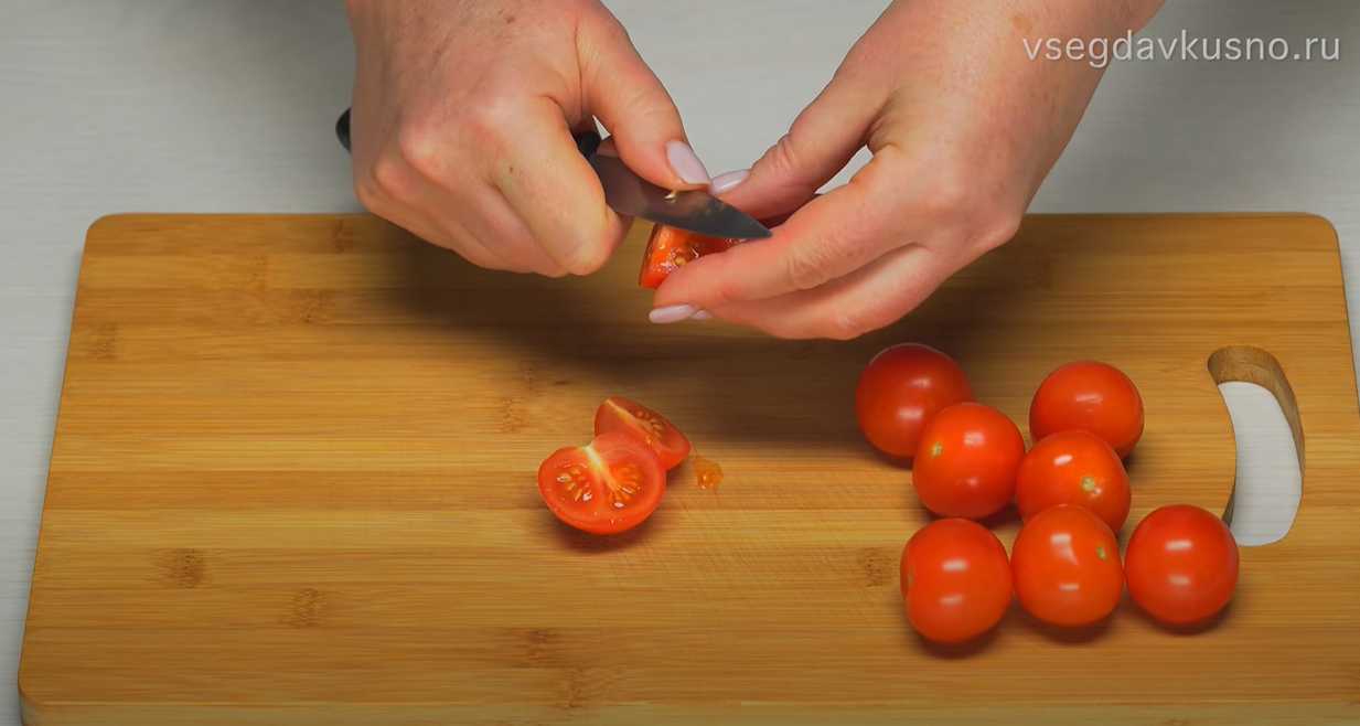 Salade niçoise classique au thon et au maïs - Étape 1