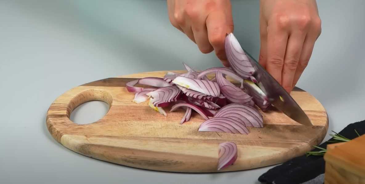 Boulettes de viande sur un lit de pommes de terre - Étape 14