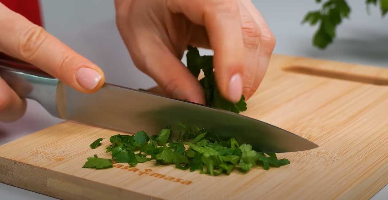 Poulet frit aux champignons et aux oignons - Étape 3