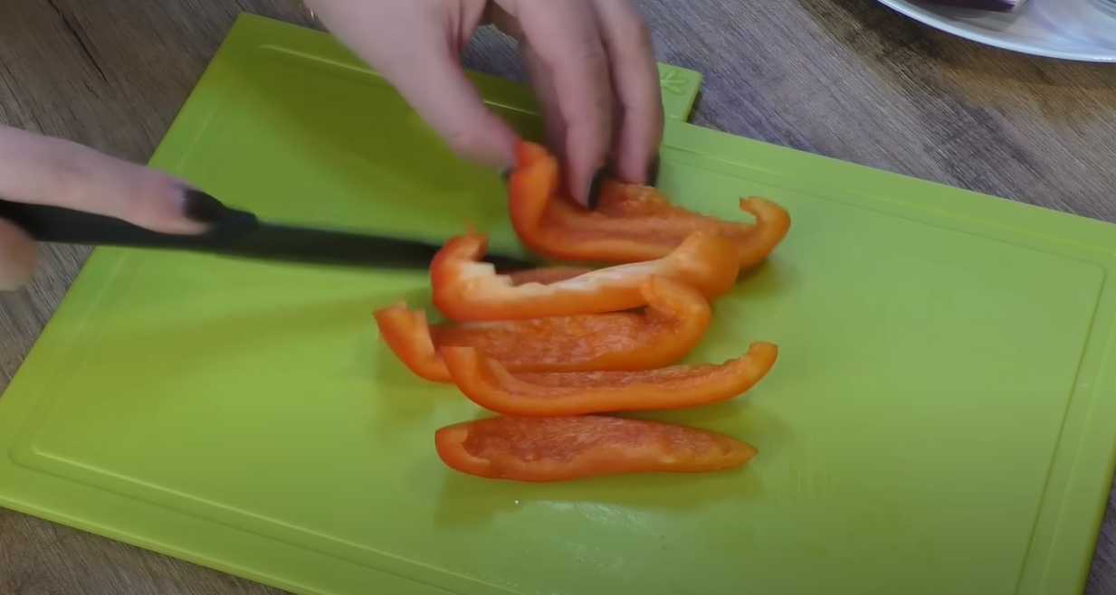 Salade grecque à la feta et aux olives - Étape 3