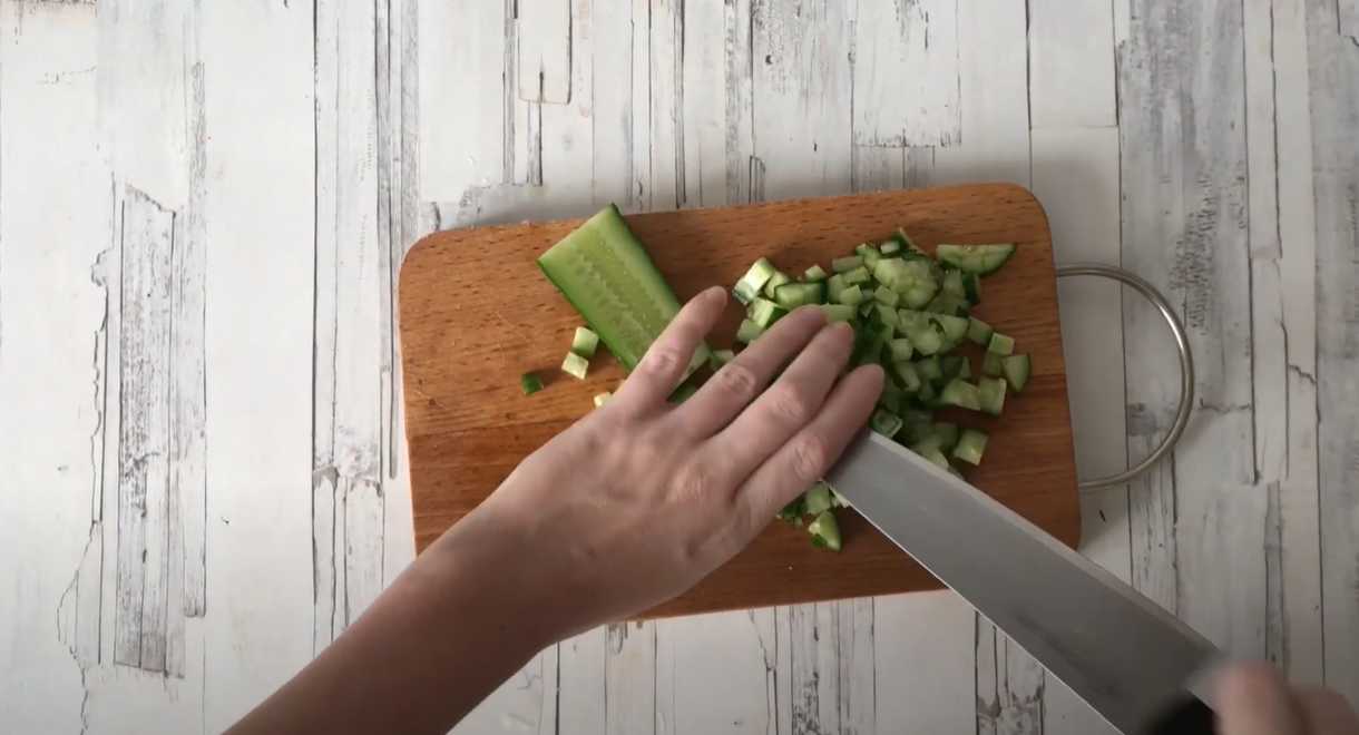 Salade de saumon rose en conserve, riz et œuf - Étape 3