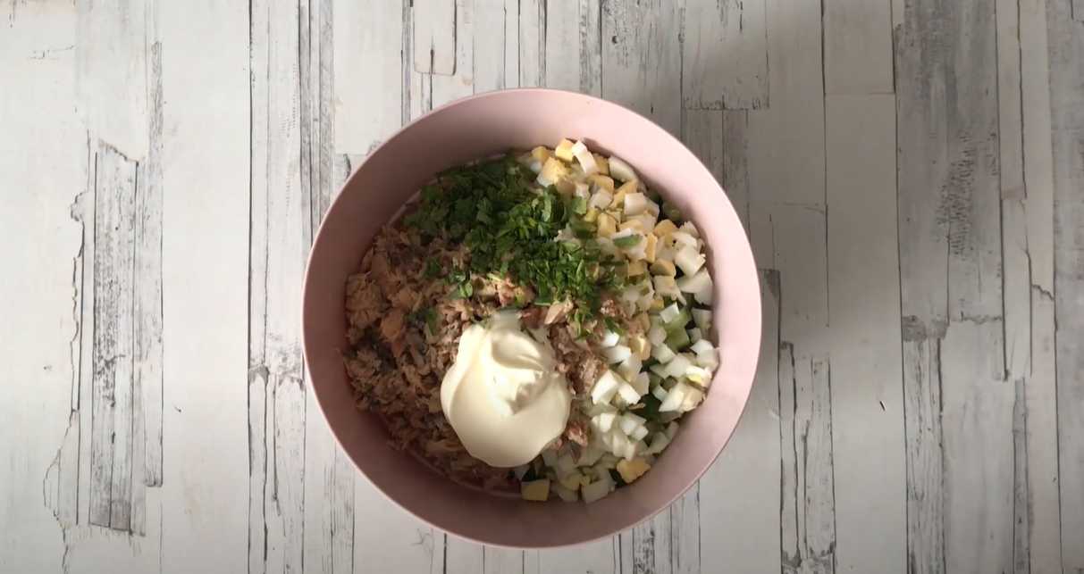 Salade de saumon rose en conserve, riz et œuf - Étape 6