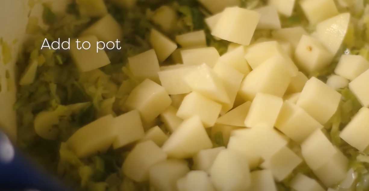 Soupe italienne à l'ail avec croûtons - Étape 8