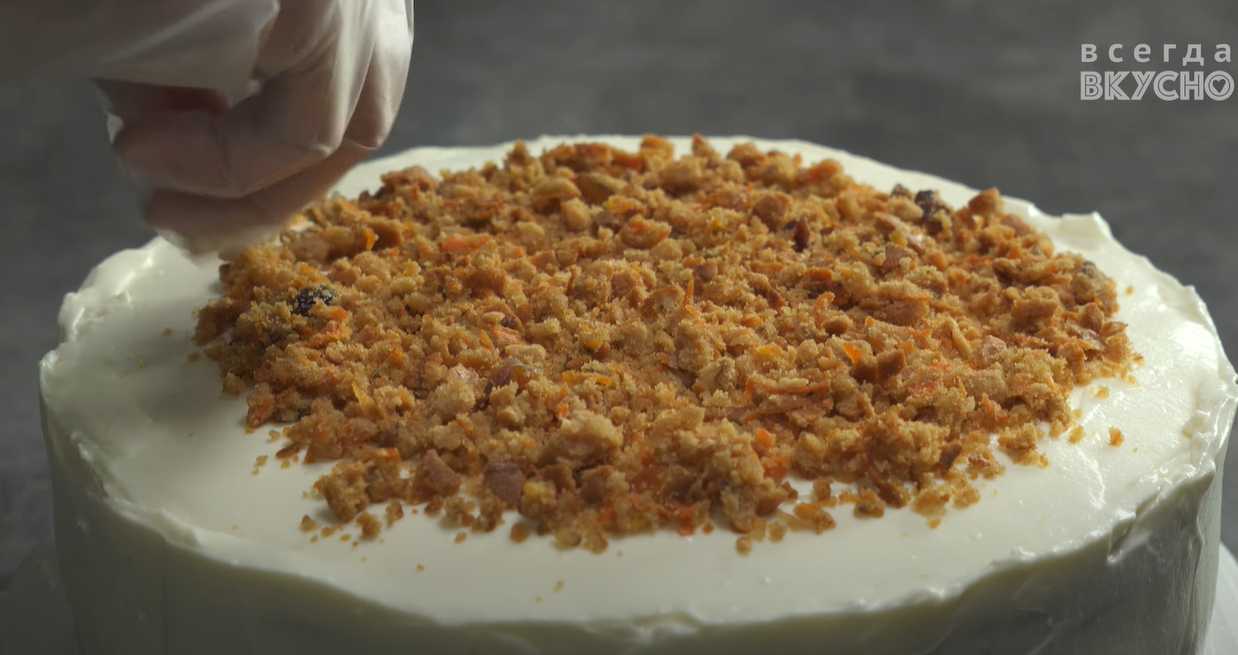 Gâteau aux carottes aux noix et aux raisins secs - Étape 16