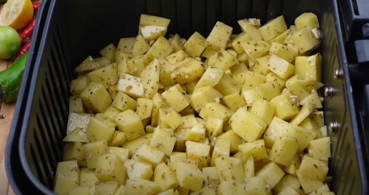 Poulet cuit au four avec des pommes de terre - Étape 3