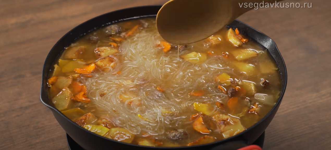 Soupe mongole Khuitsaa - Étape 17