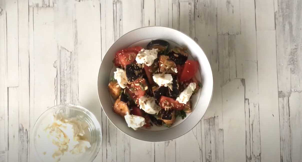 Salade d'aubergines frites à la géorgienne - Étape 9