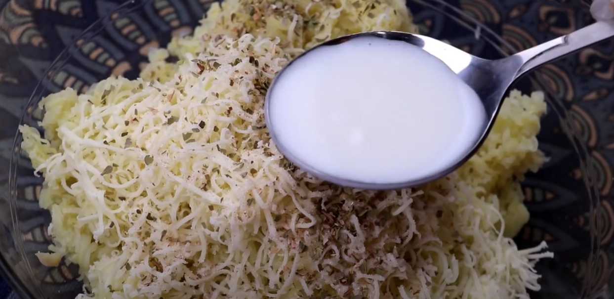 Boulettes de pommes de terre enrobées de bœuf et enrobées de pâte - Étape 8