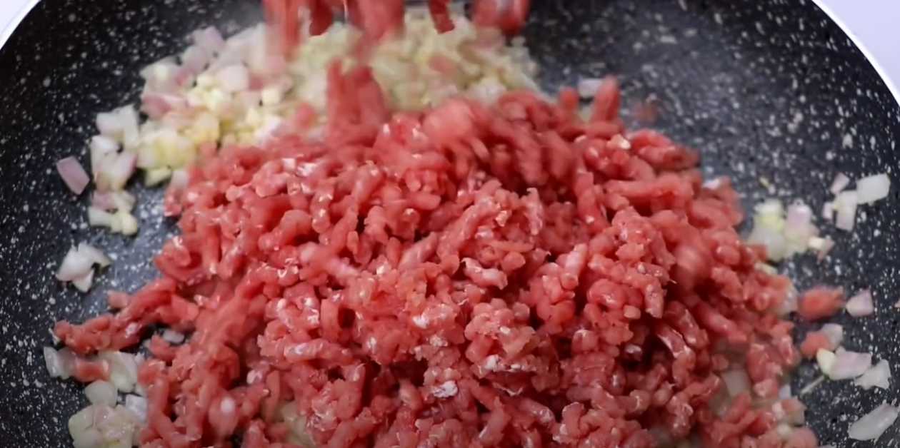 Boulettes de pommes de terre enrobées de bœuf et enrobées de pâte - Étape 3