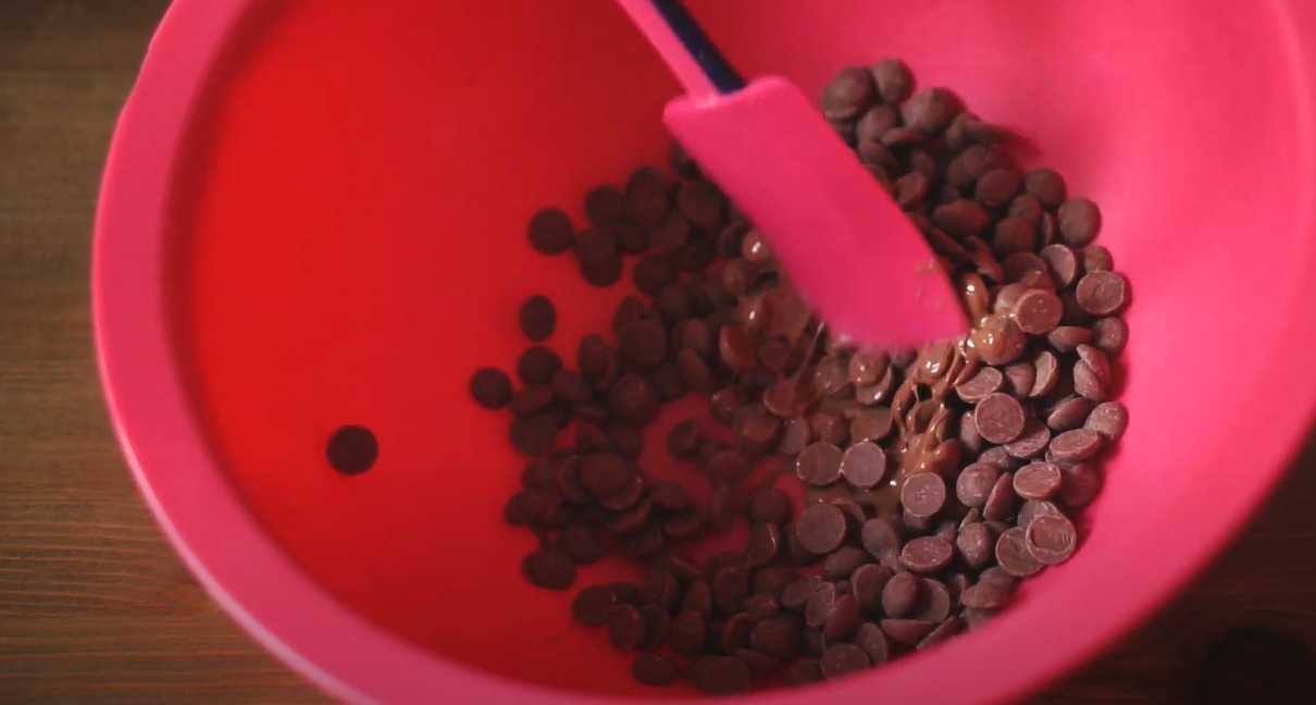 Œufs fourrés au chocolat - Étape 1