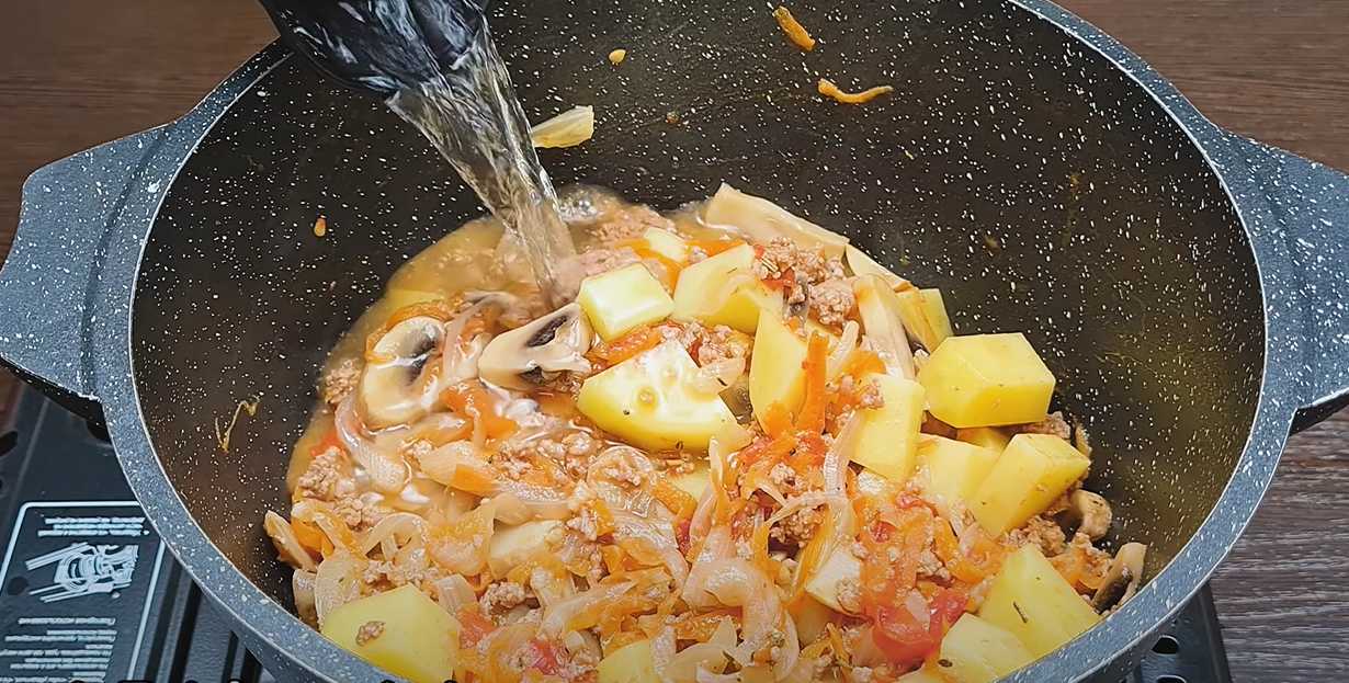 Soupe arménienne aux nouilles et aux œufs - Étape 9