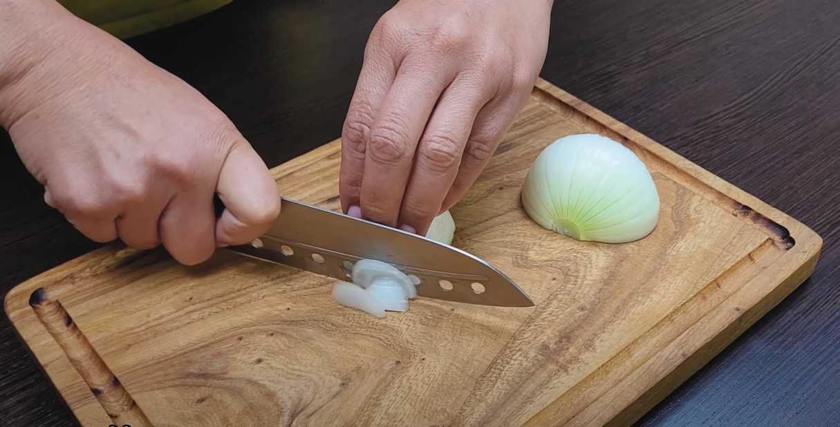 Soupe arménienne aux nouilles et aux œufs - Étape 1