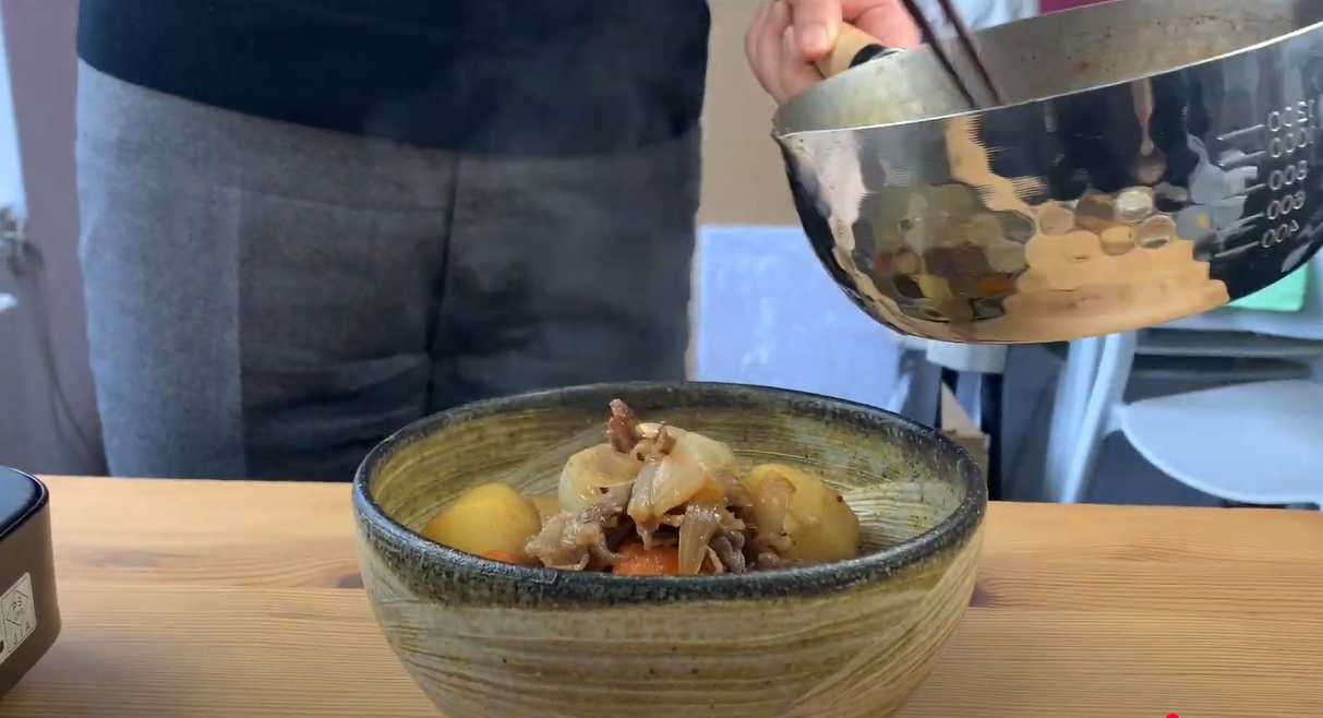 Nikujaga – Étape 5