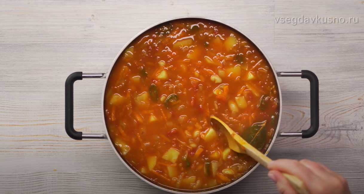Soupe aux haricots méditerranéenne - Étape 14