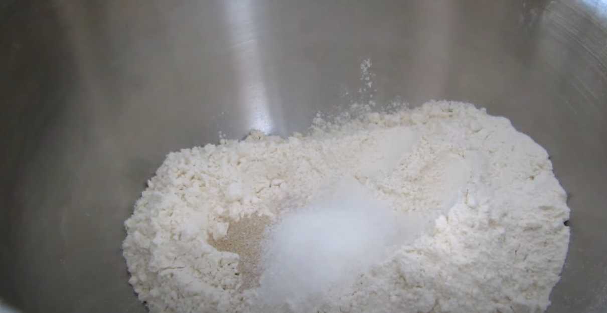 Pain challah tressé - Étape 1