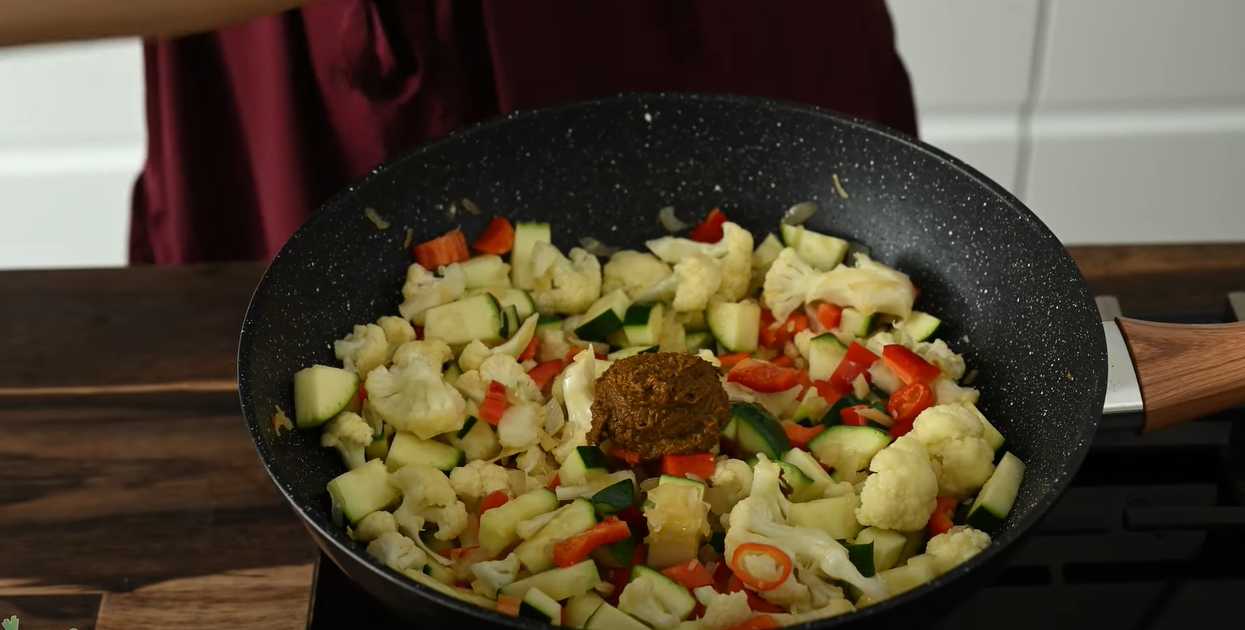 Curry végétalien - Étape 10