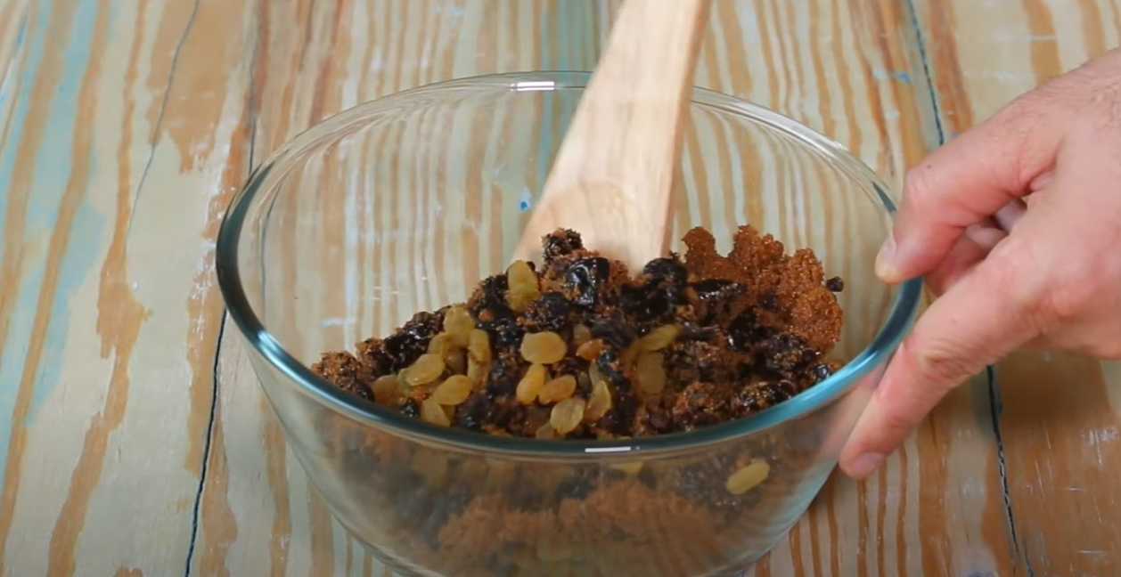 Pudding anglais aux prunes - Étape 1