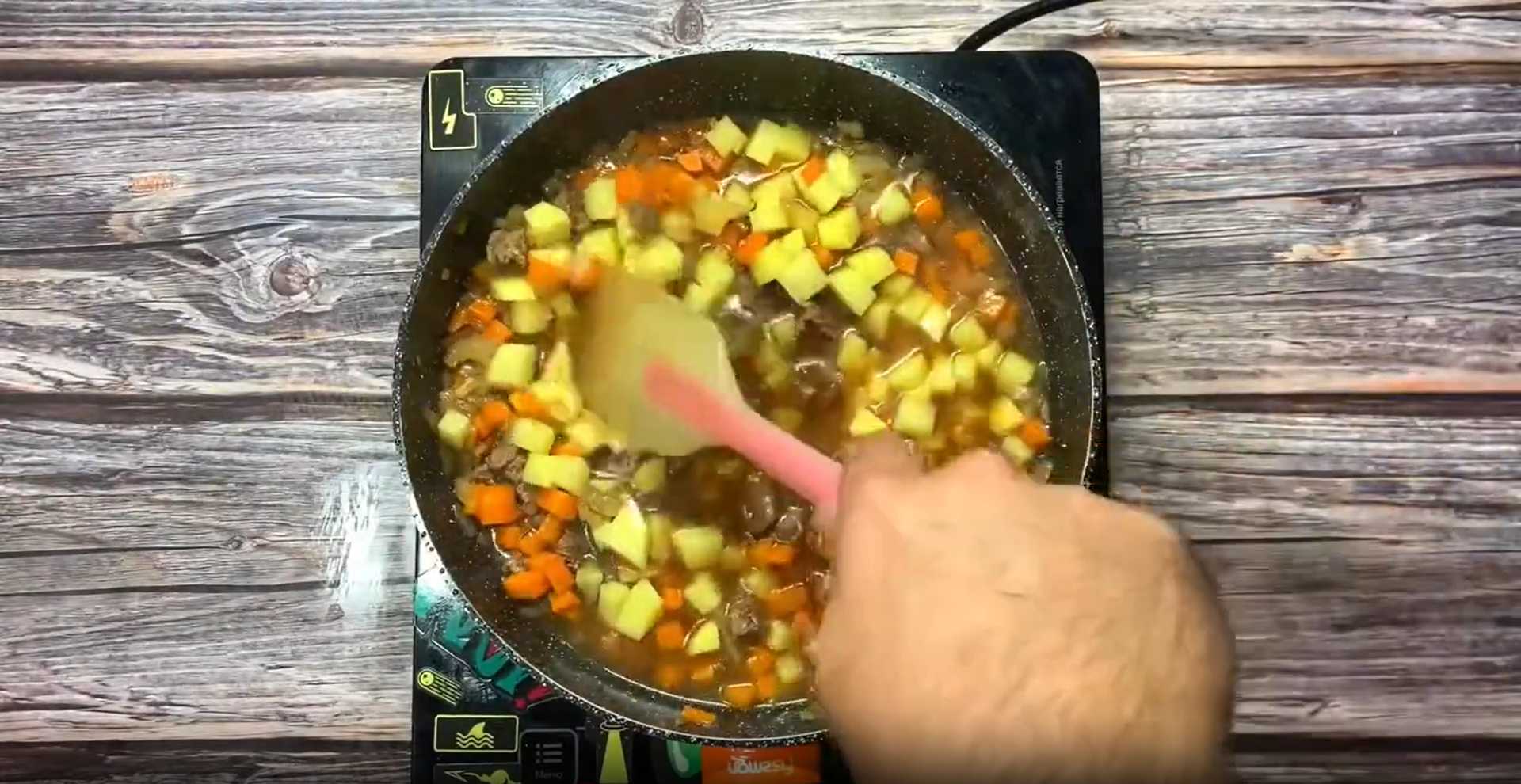 Jjajangmen au bœuf - Étape 12