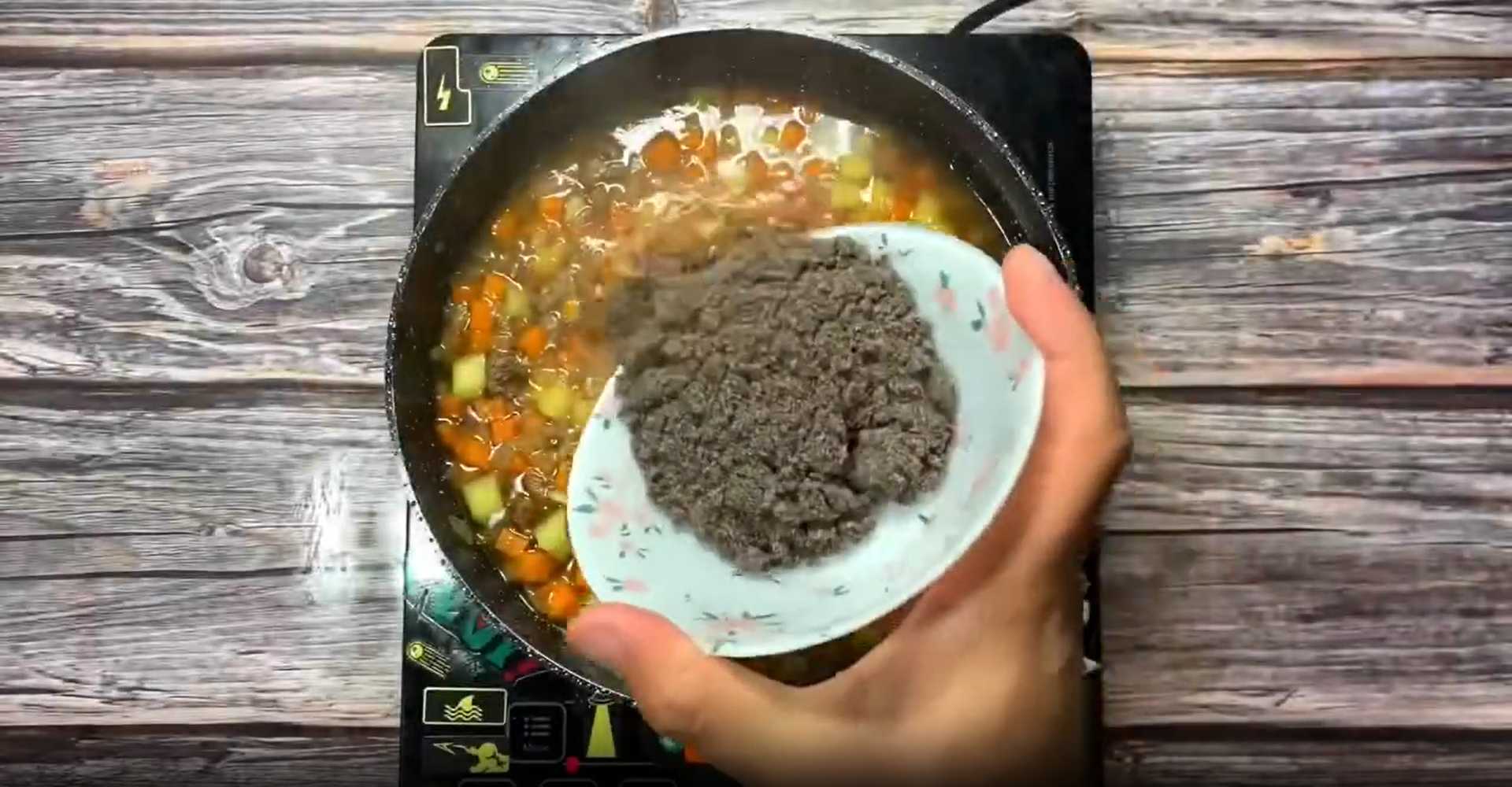 Jjajangmen au bœuf - Étape 14