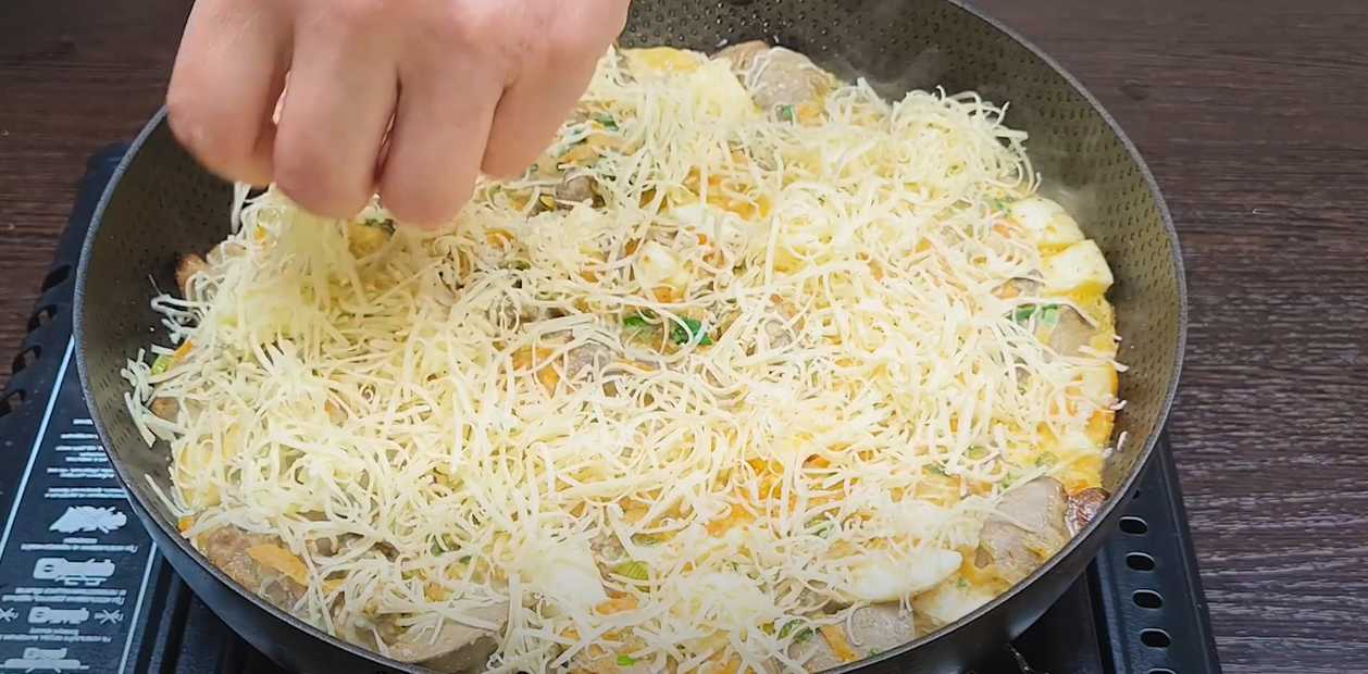 Foie de poulet aux œufs et aux légumes - Étape 12